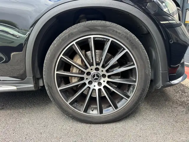 Mercedes-Benz GLC view 29