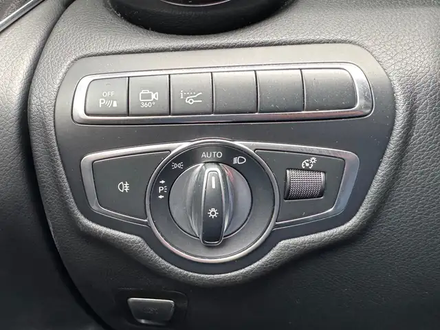 Mercedes-Benz GLC view 25