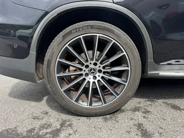 Mercedes-Benz GLC view 28
