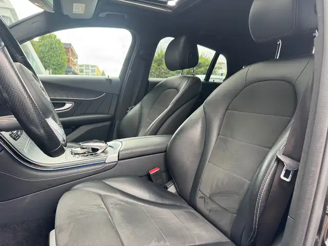 Mercedes-Benz GLC view 9