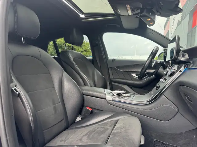 Mercedes-Benz GLC view 10