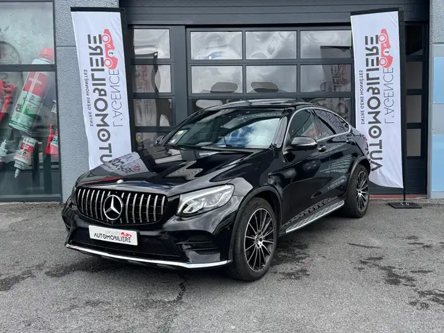 Mercedes-Benz GLC view 2