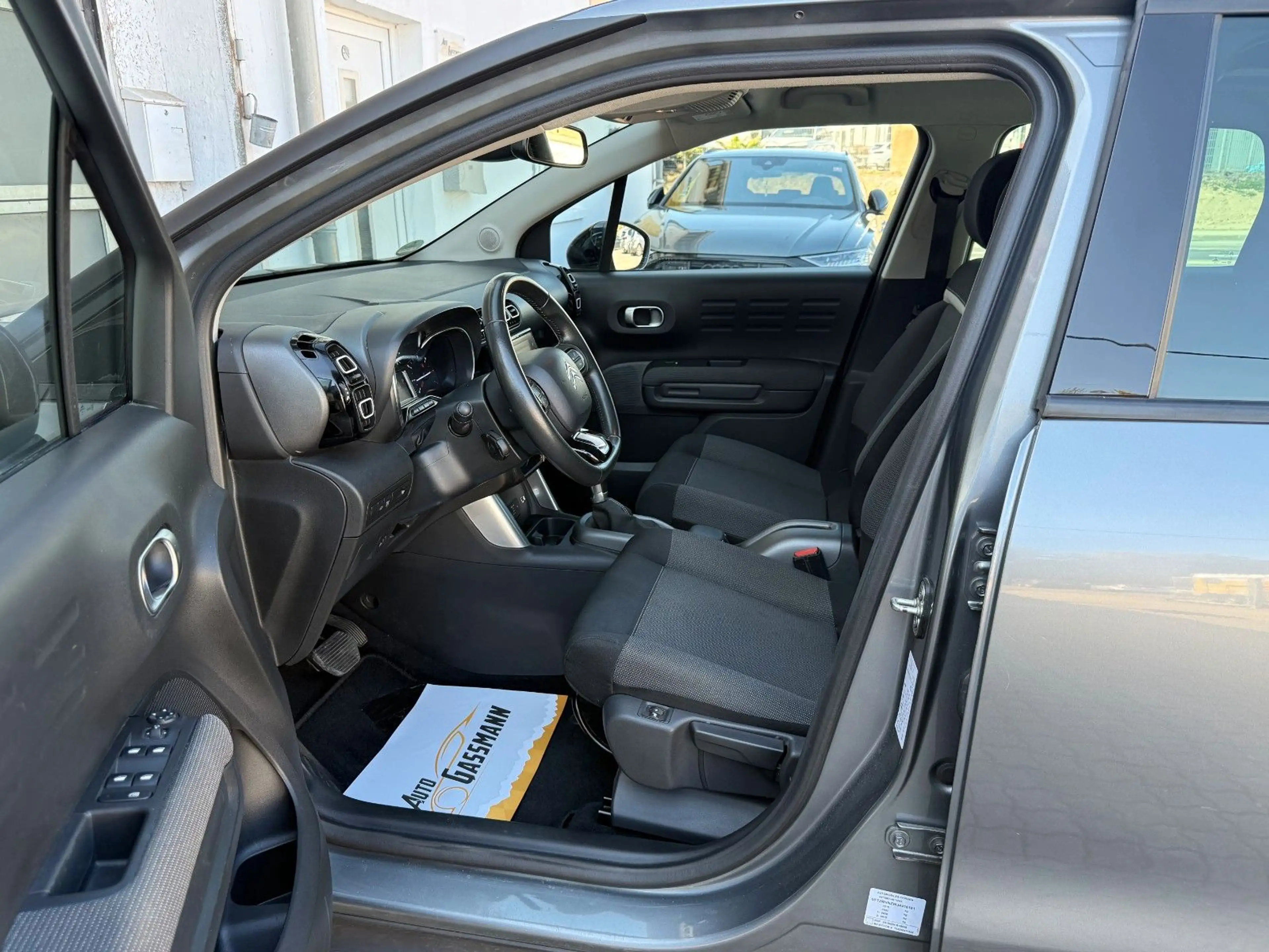 Citroen C3 Aircross Shine Assist Navi Kamera Klimaauto. — photo 8