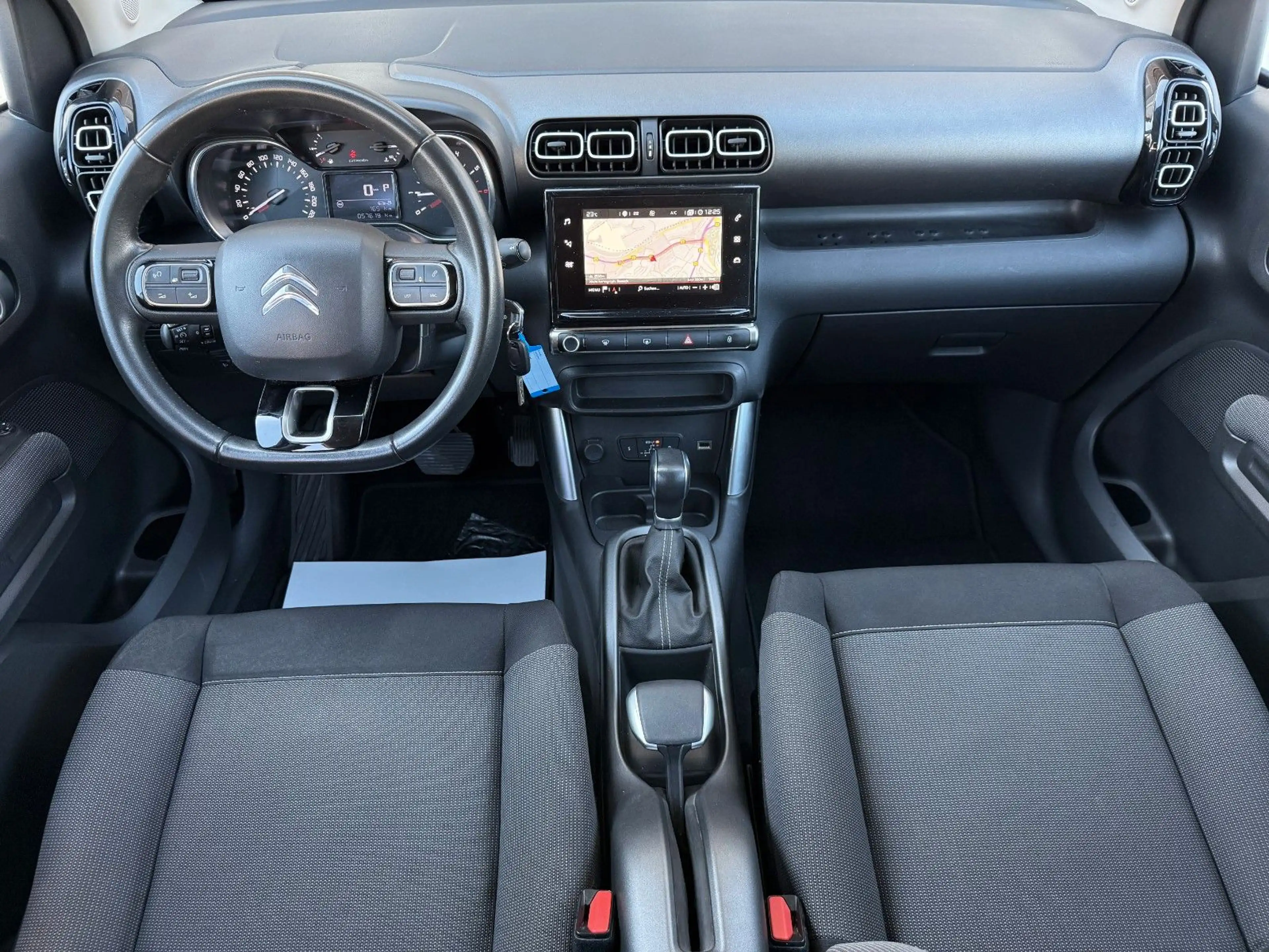Citroen C3 Aircross Shine Assist Navi Kamera Klimaauto. — photo 10