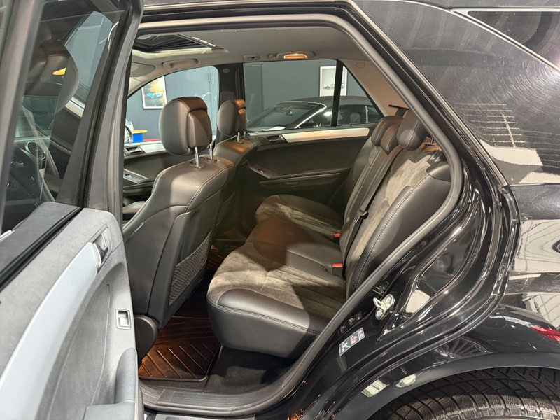 Mercedes-Benz ML 320 CDI Sport Paket/S-Dach/4M/Memory/Alcantar — photo 9