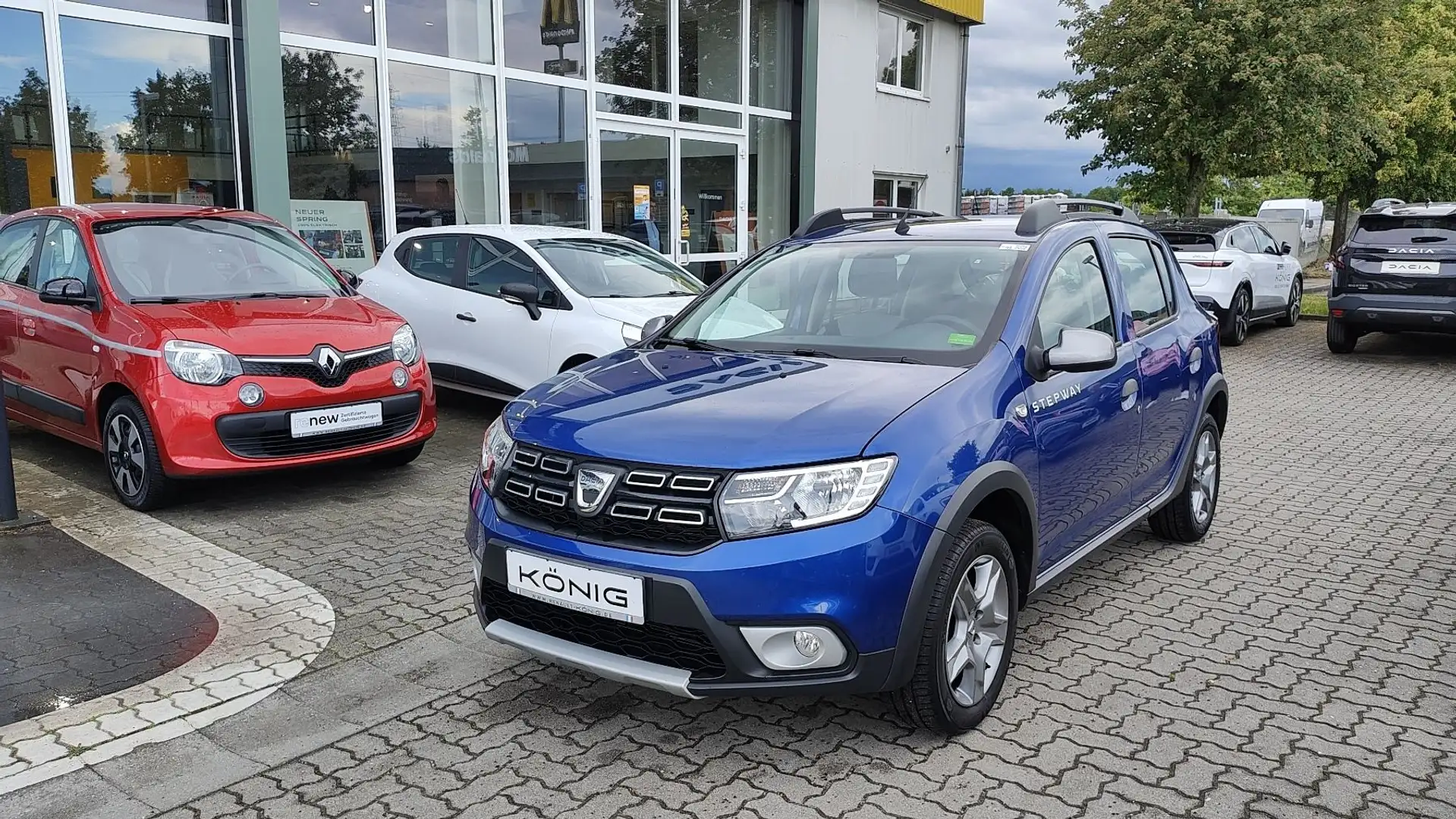 Dacia Sandero Stepway Prestige Automatik 8Fach bereift Azul - 1