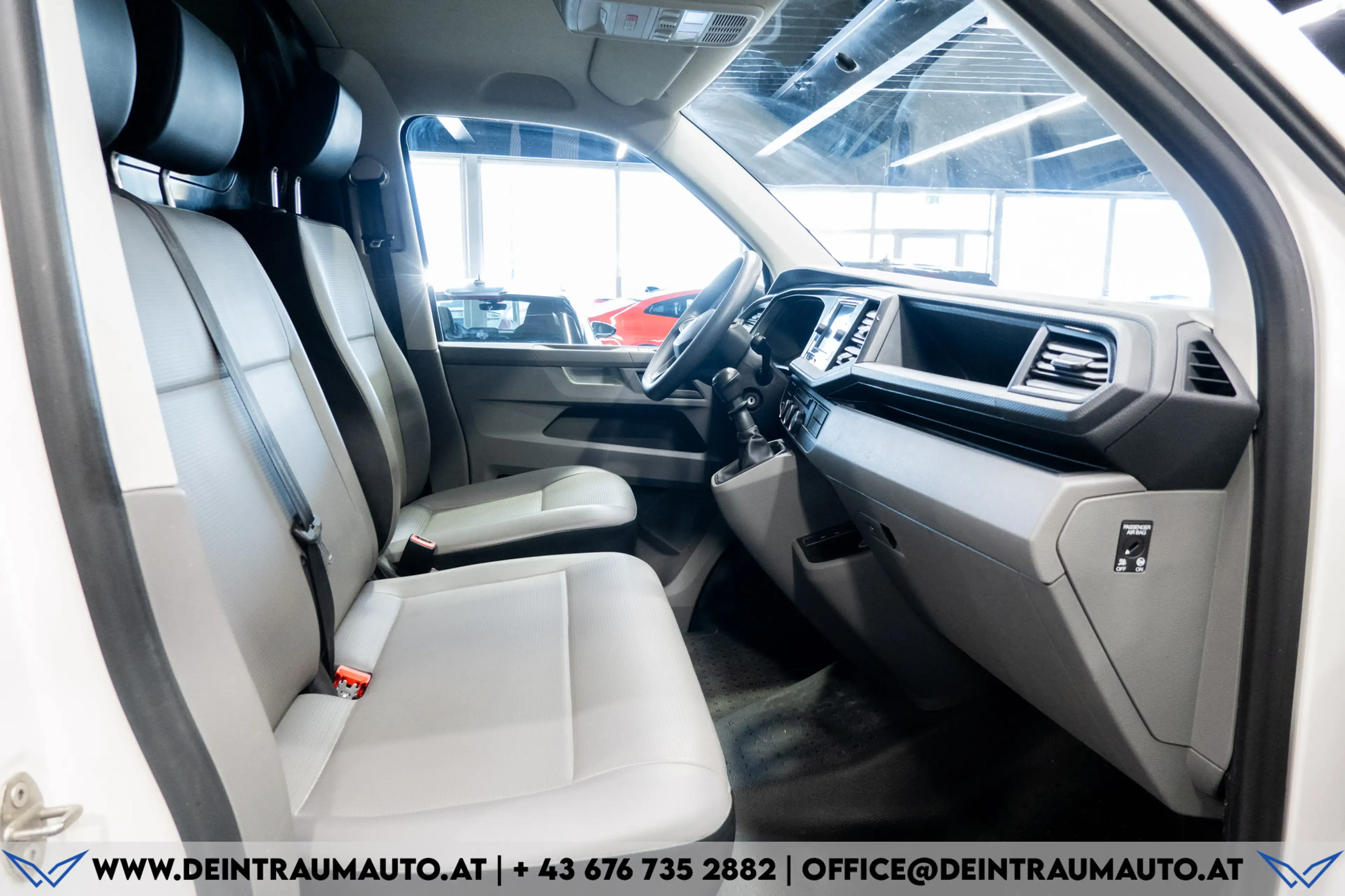 Volkswagen T6.1 Transporter Kastenwagen 2,0 TDI*KLIMA*MWST*PDC* — photo 8
