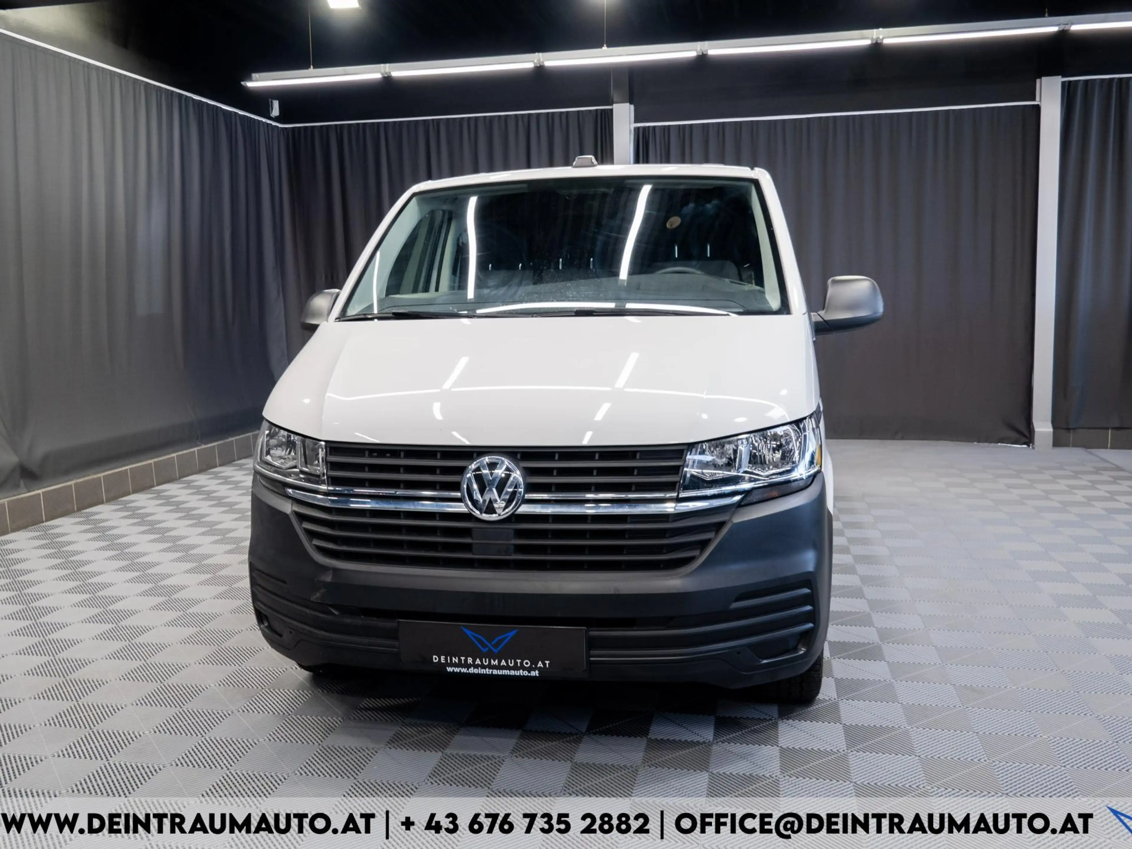 Volkswagen T6.1 Transporter Kastenwagen 2,0 TDI*KLIMA*MWST*PDC* — photo 7