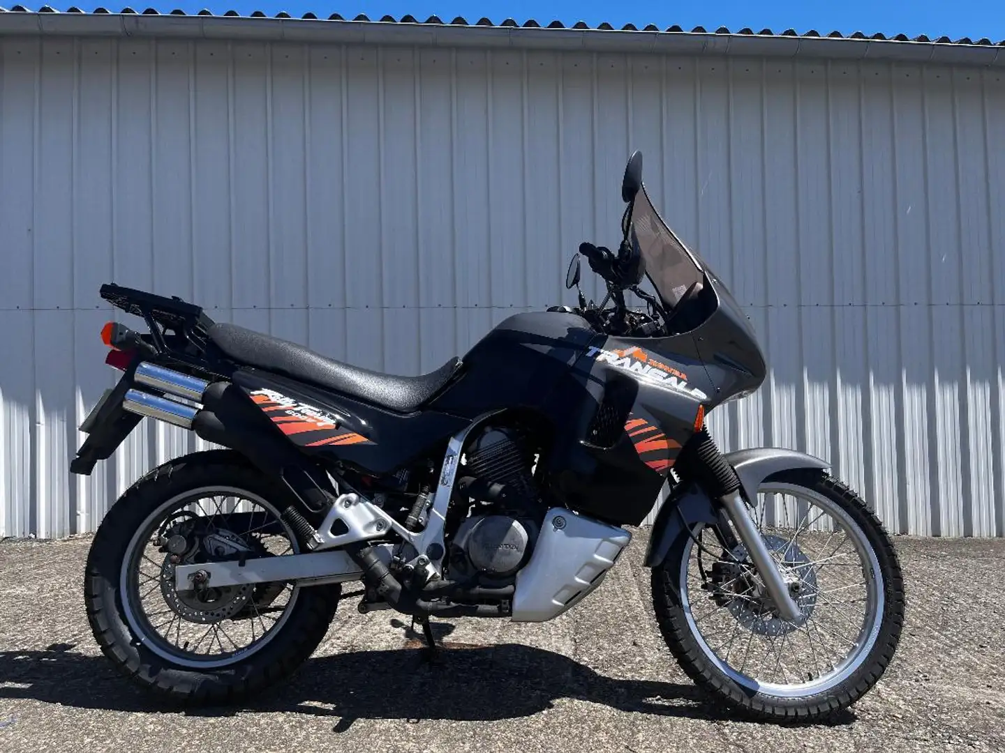 Honda XL 600 Gris - 2
