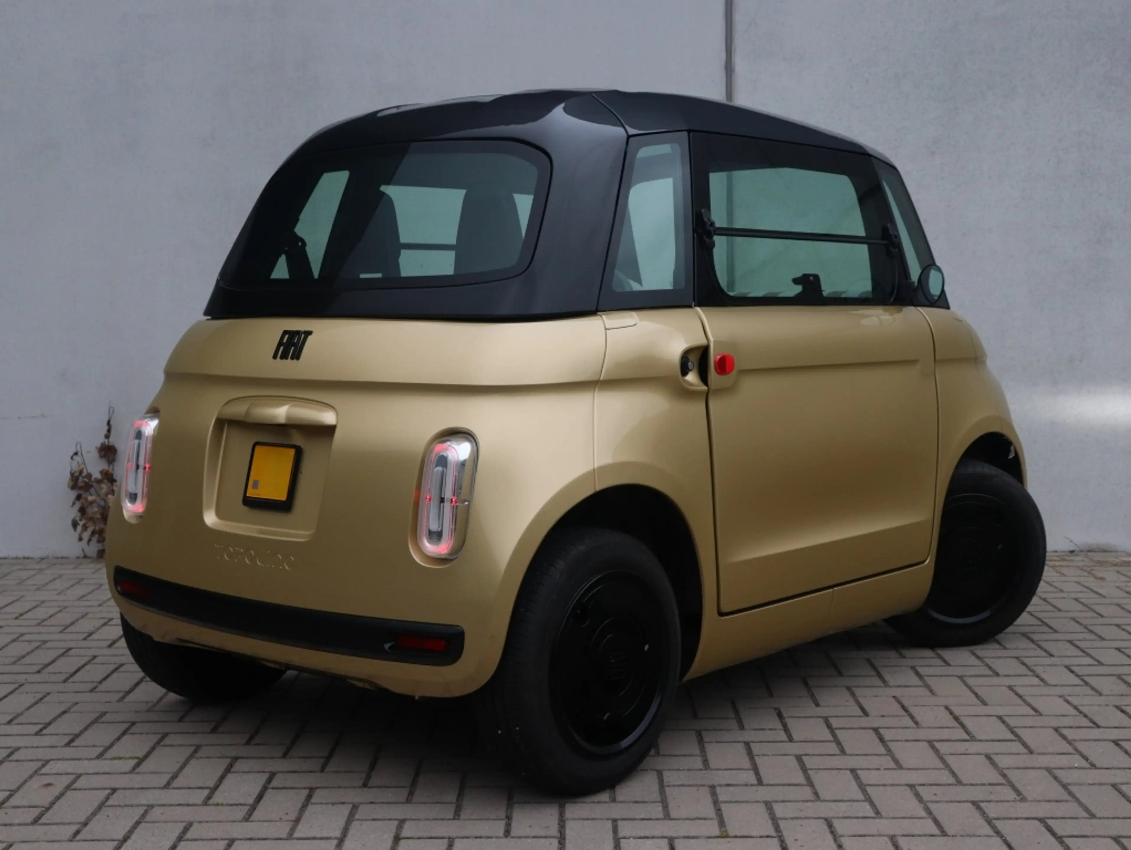 Fiat Topolino "Oro Nero" | Custom Color — photo 2