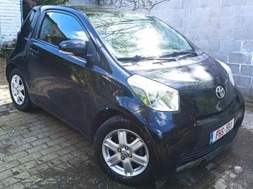 iQ 1.0i VVT-i Sol