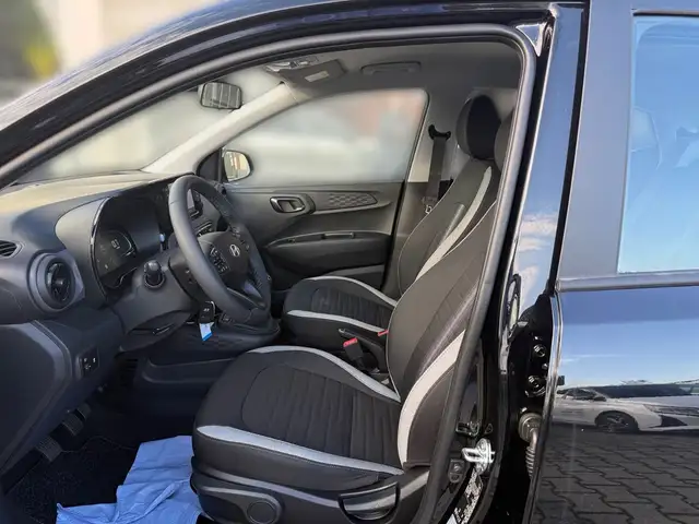 Hyundai I10 view 7