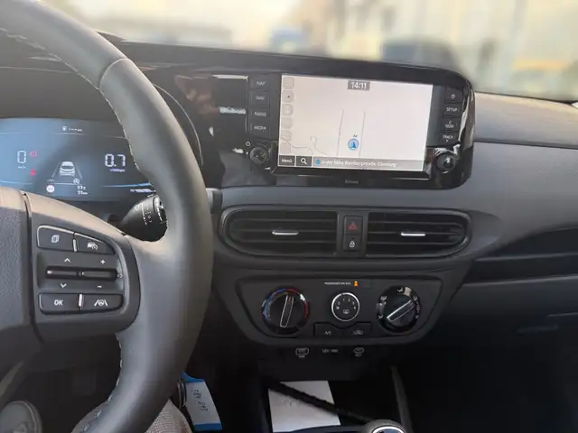 Hyundai I10 view 9