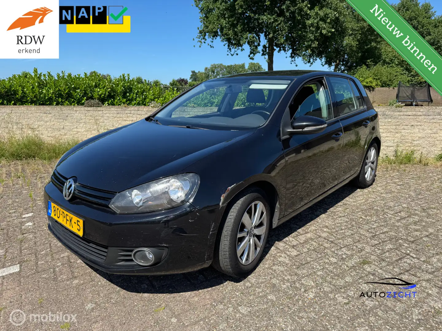 Volkswagen Golf 1.2 TSI Tour II BlueMotion Schwarz - 1