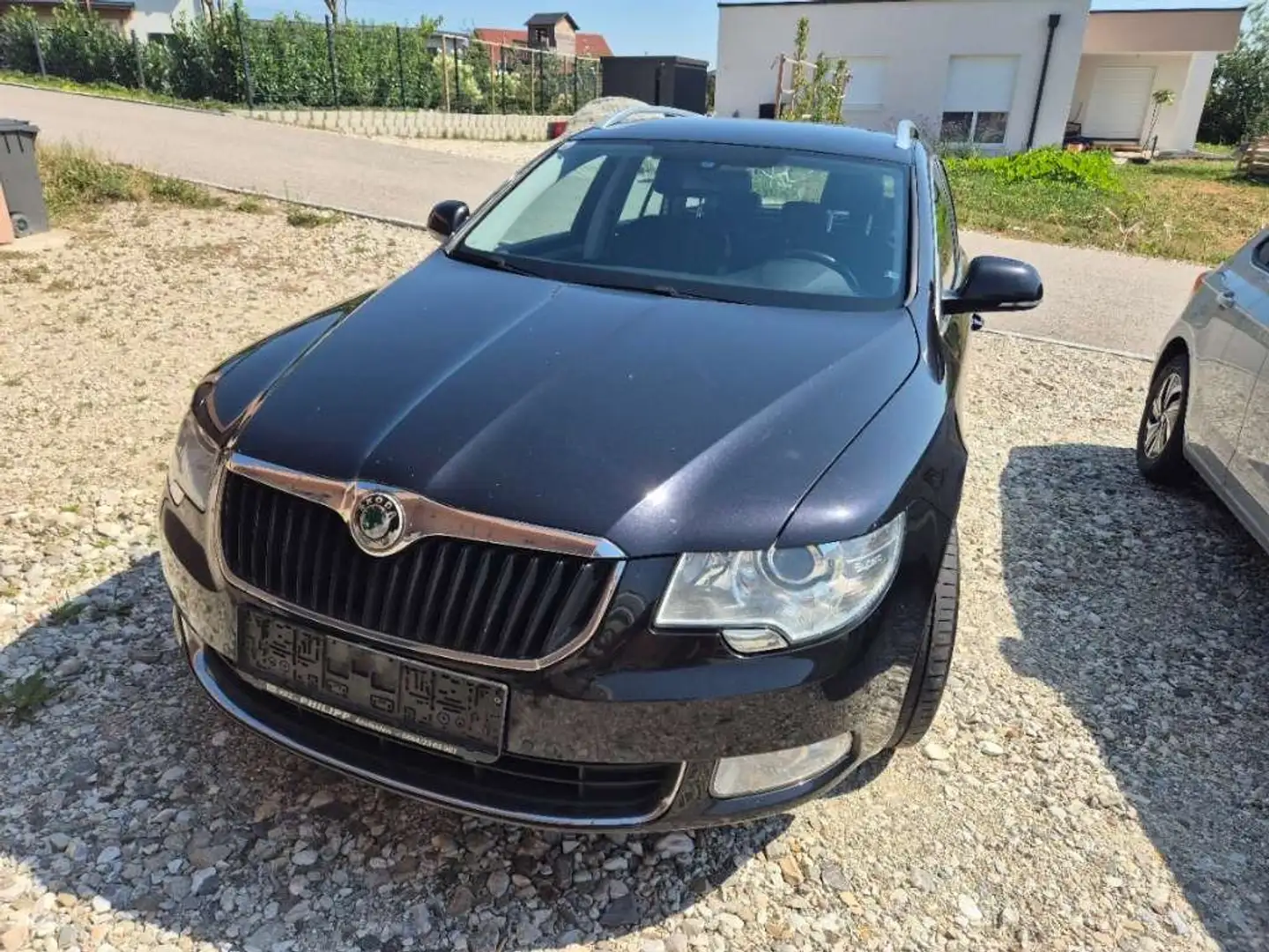 Skoda Superb Superb Combi Elegance 1,6 TDI CR DPF Elegance Schwarz - 1