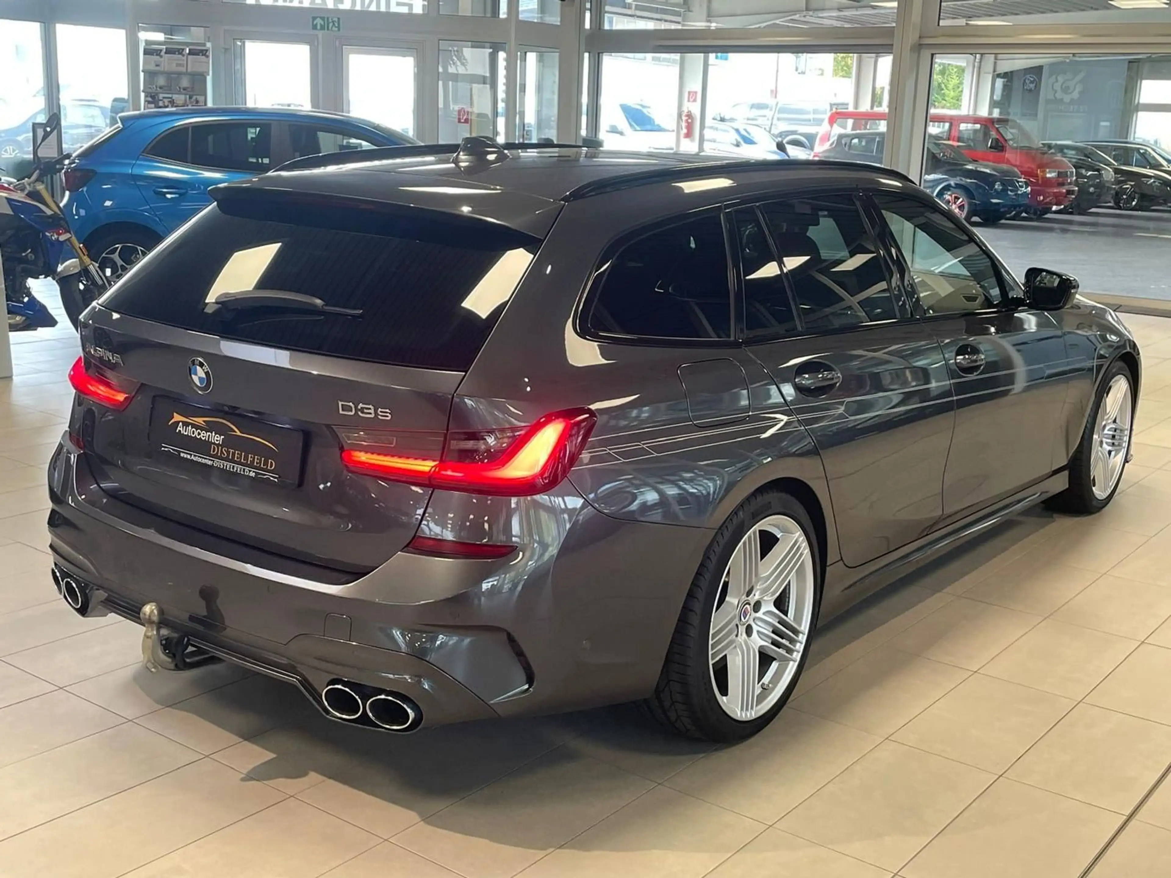 Alpina D3 S xDrive AHK HuD H&K Panorama 19" LaserBlackLine — photo 7