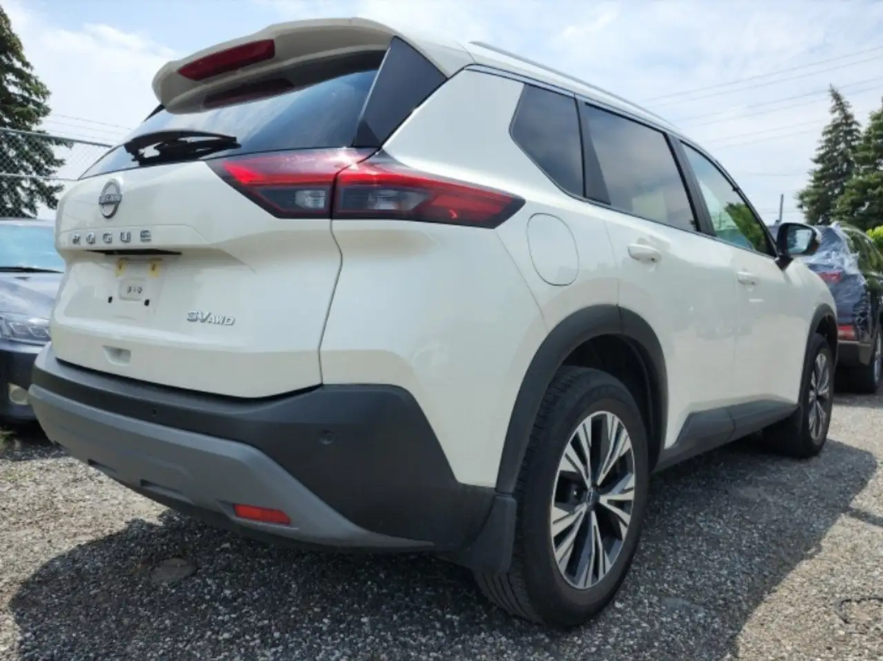 Nissan Rogue fotografie Nissan Rogue