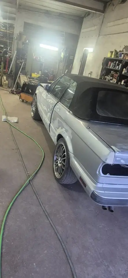 BMW 325i, foto 10