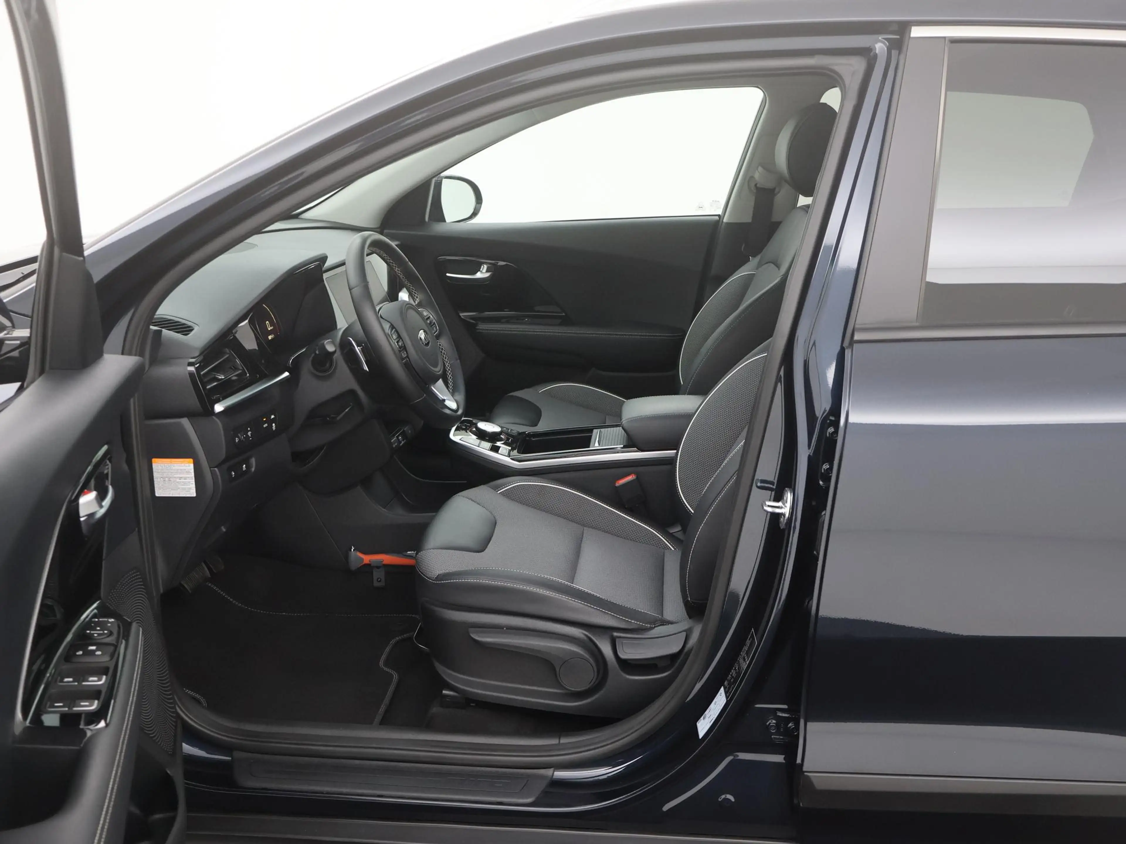 Kia e-Niro DynamicPlusLine 64 kWh SCHUIFDAK|ACC|CAMERA|STOELV — photo 10