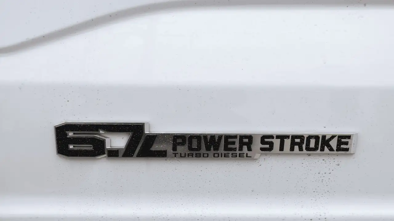 Ford F-550 Super Duty снимка Ford F-550 Super Duty