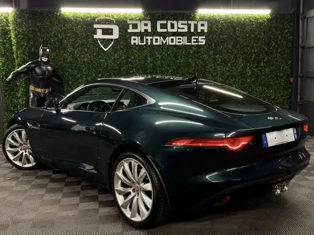 Jaguar F-Type view 6