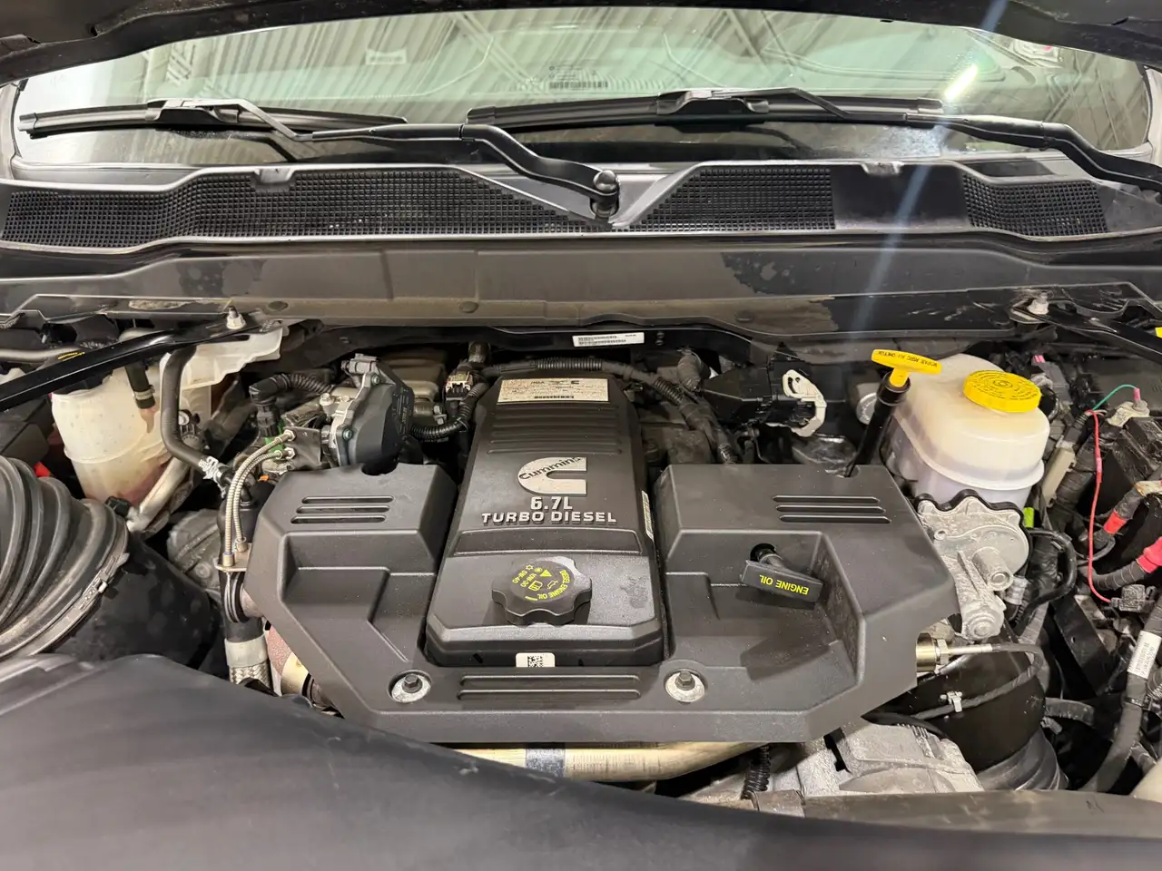 RAM 3500 снимка RAM 3500