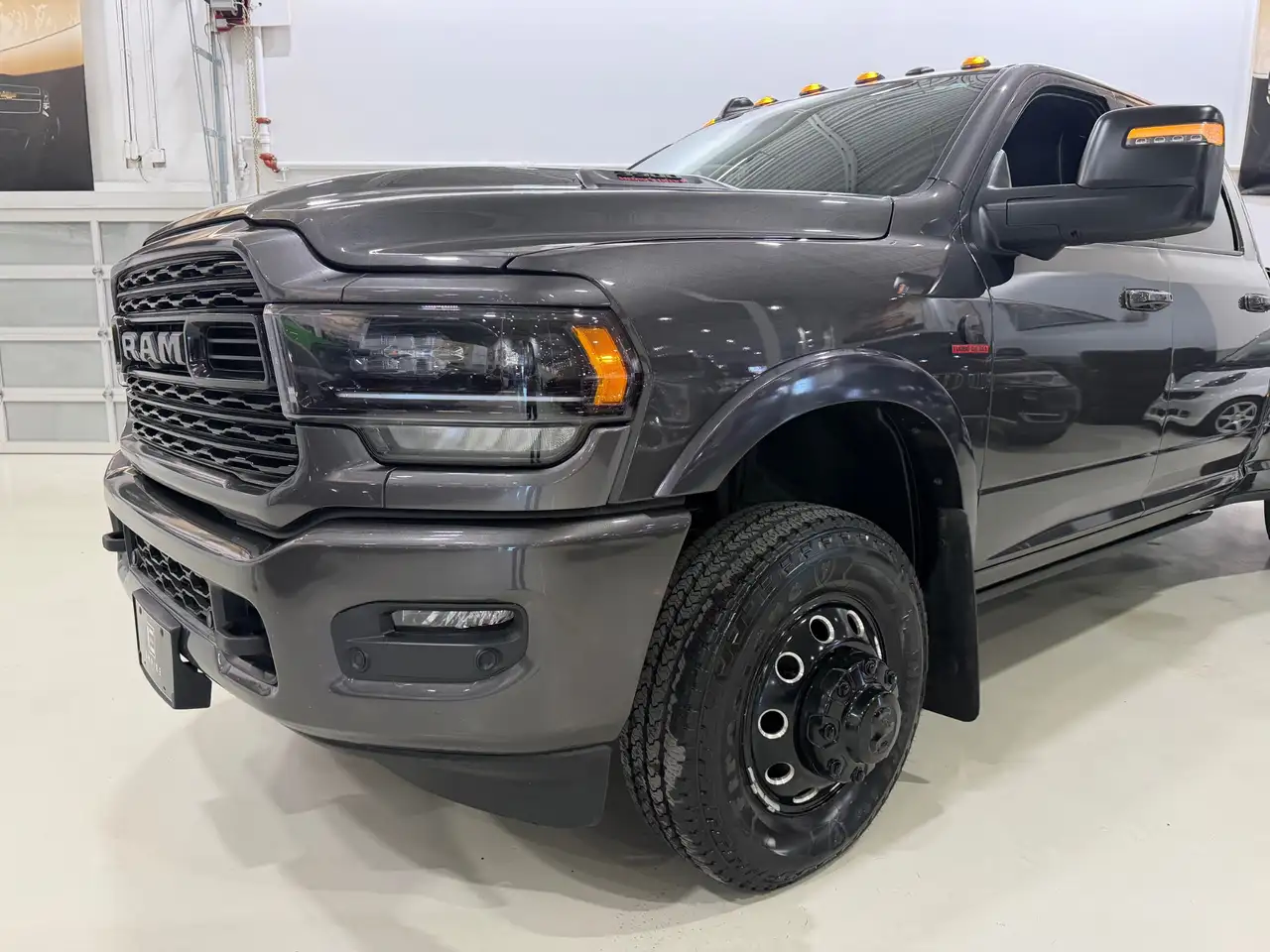 RAM 3500 снимка RAM 3500