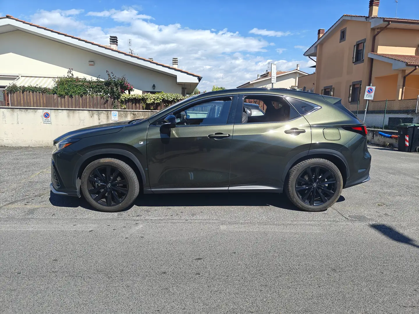 Lexus NX 450h+ NX II 2022 450h+ 2.5 phev F-Sport 4wd e-cvt Verde - 1