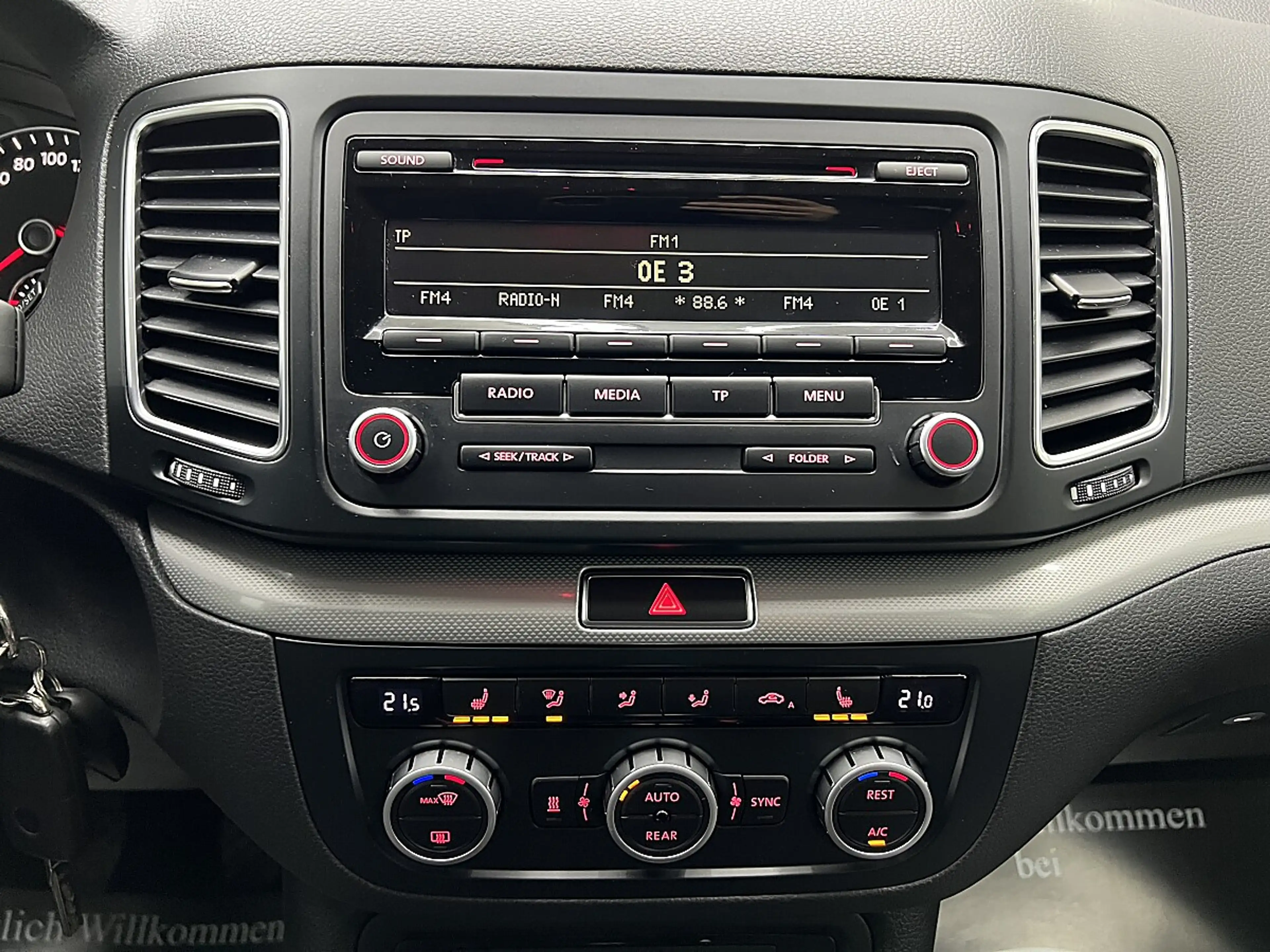 Volkswagen Sharan Karat BMT 2,0 TDI * 7 SITZER *SOFORT FINANZIERU... — photo 15