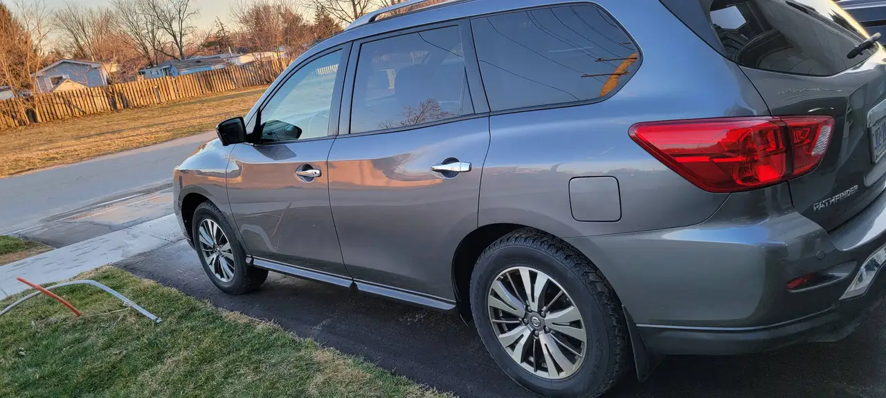 2017 Nissan Pathfinder