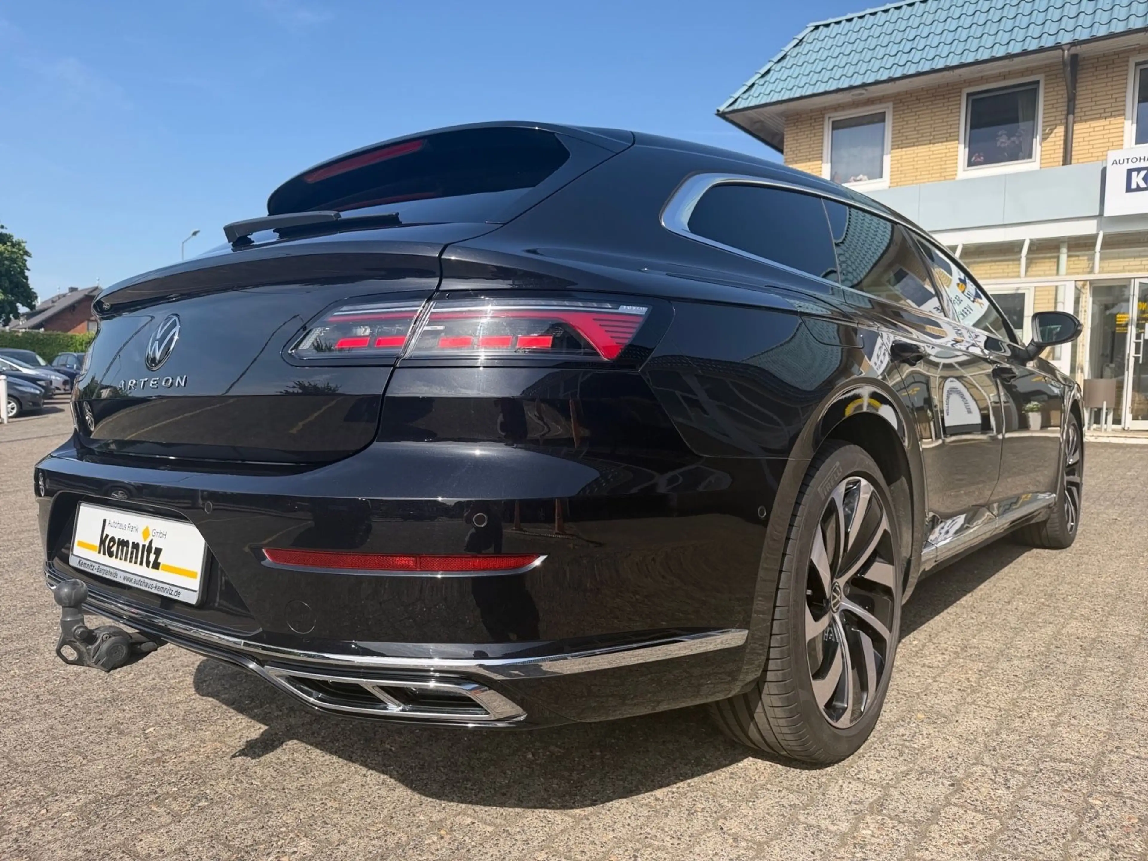 Volkswagen Arteon R-Line S.B. AHK NAPPA PANO H&K Matrix 19" — photo 14