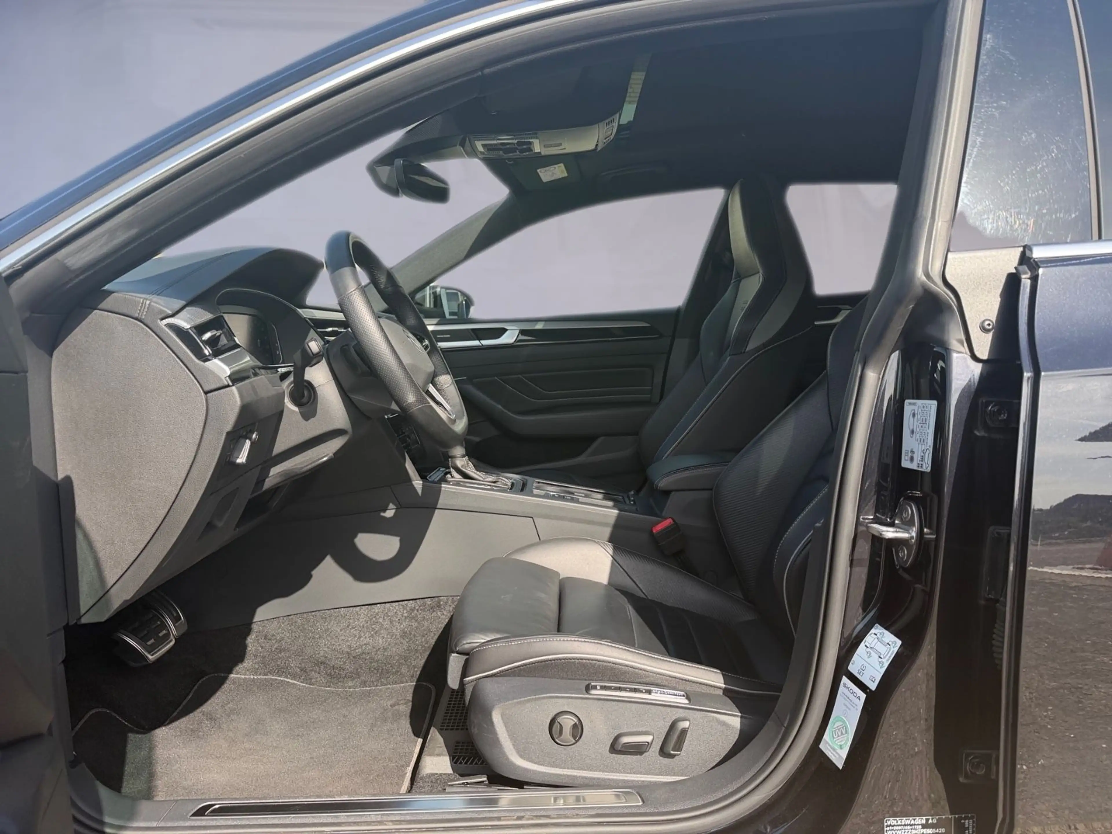 Volkswagen Arteon R-Line S.B. AHK NAPPA PANO H&K Matrix 19" — photo 15