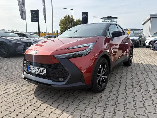 Toyota C-HR 2.0 Plug in Hybrid Team D LED, Kamera, Navi
