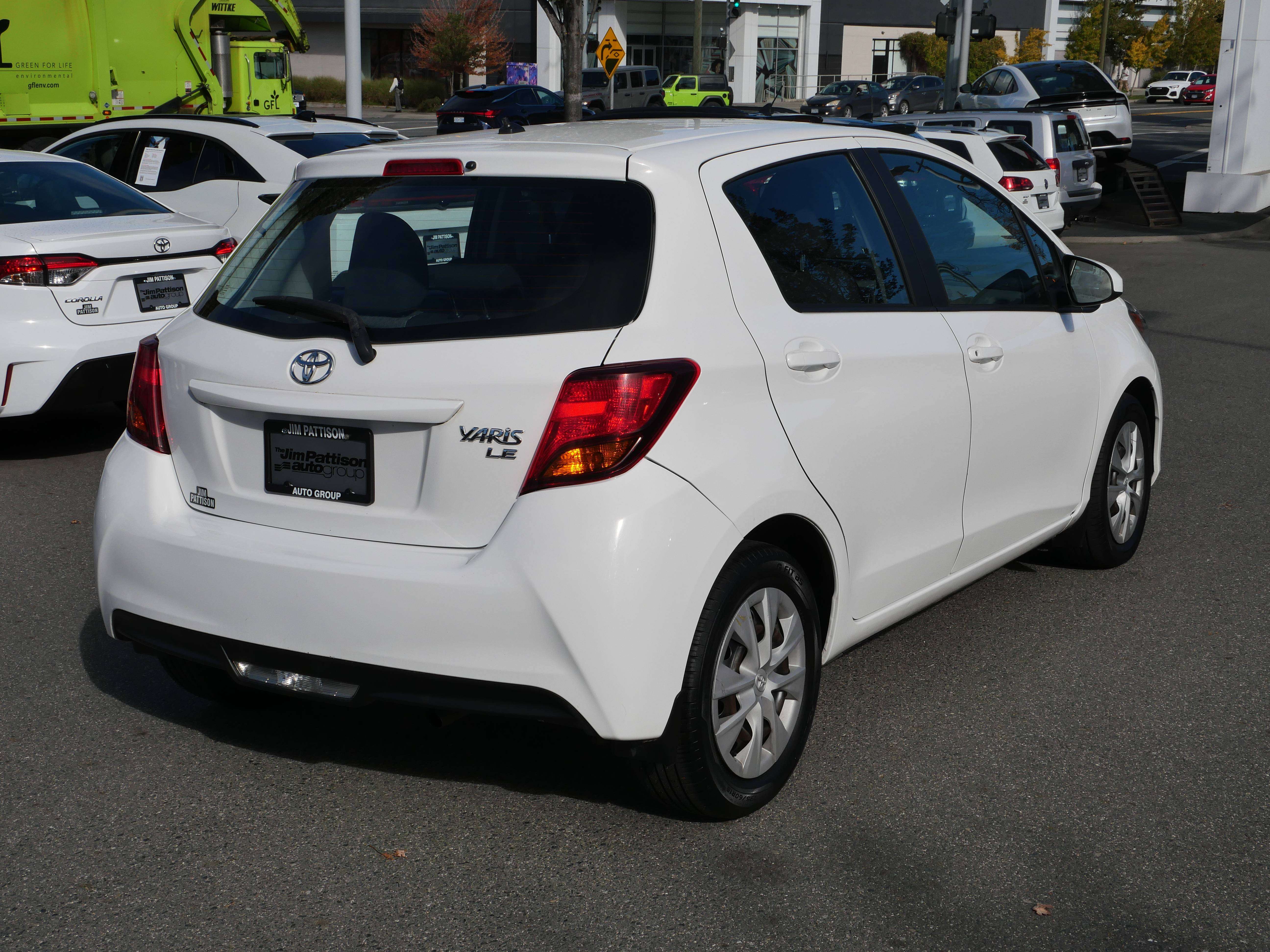 2017 Toyota Yaris Hatchback 5-Door