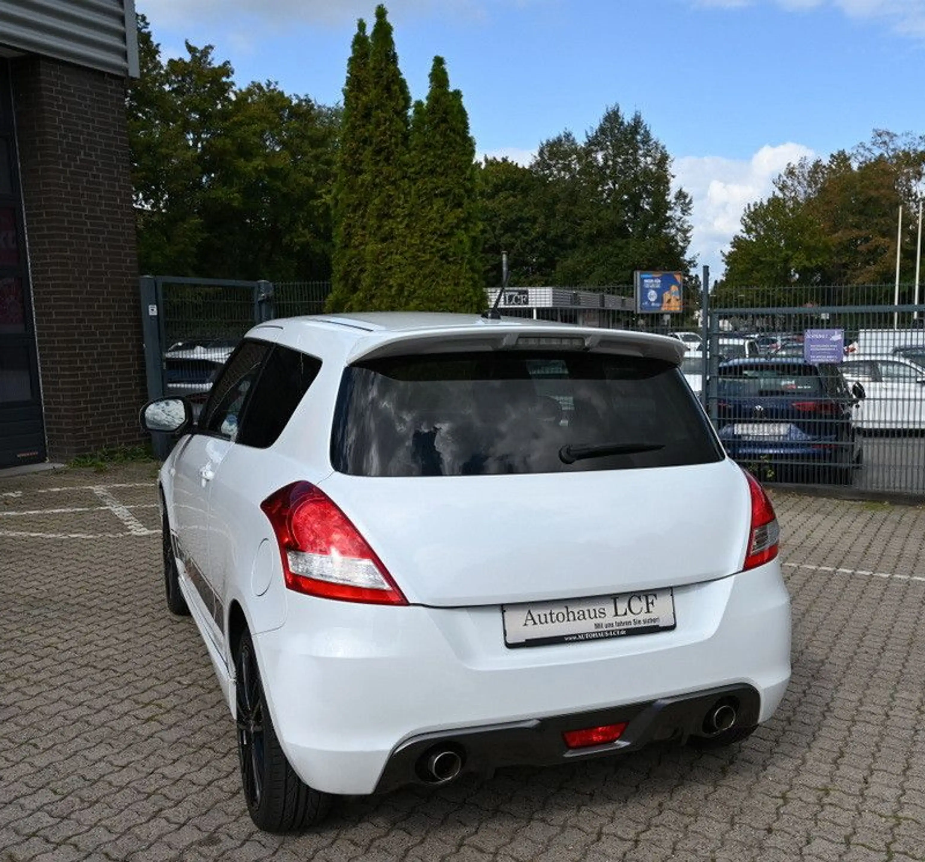 Suzuki Swift Sport Klimaautomatik Keyless Bi-Xenon — photo 7