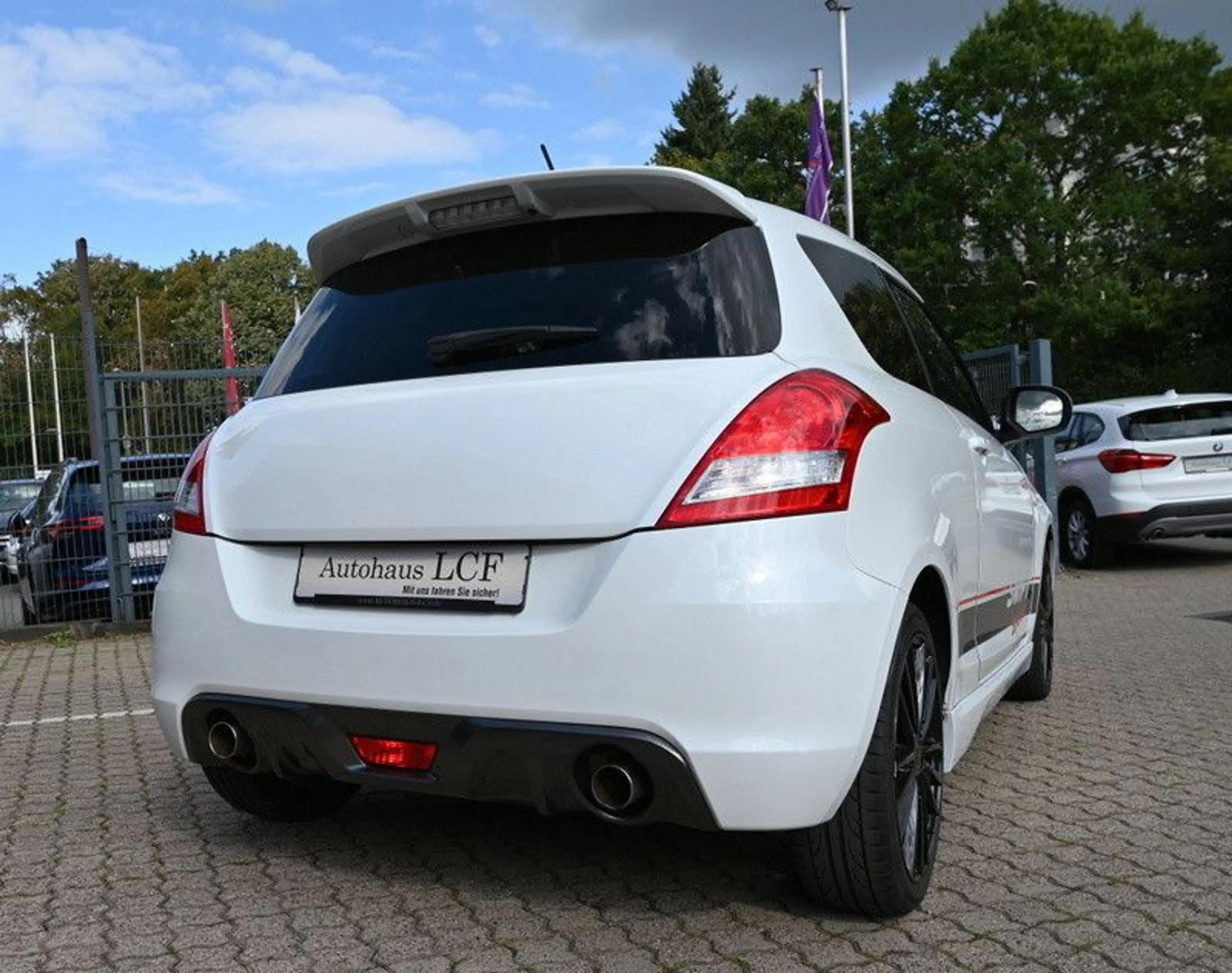 Suzuki Swift Sport Klimaautomatik Keyless Bi-Xenon — photo 8