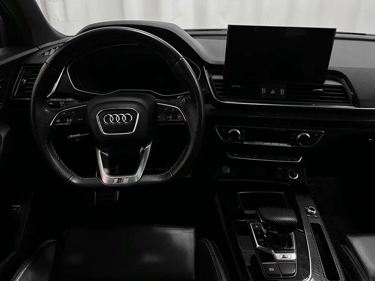 Audi SQ5 снимка Audi SQ5