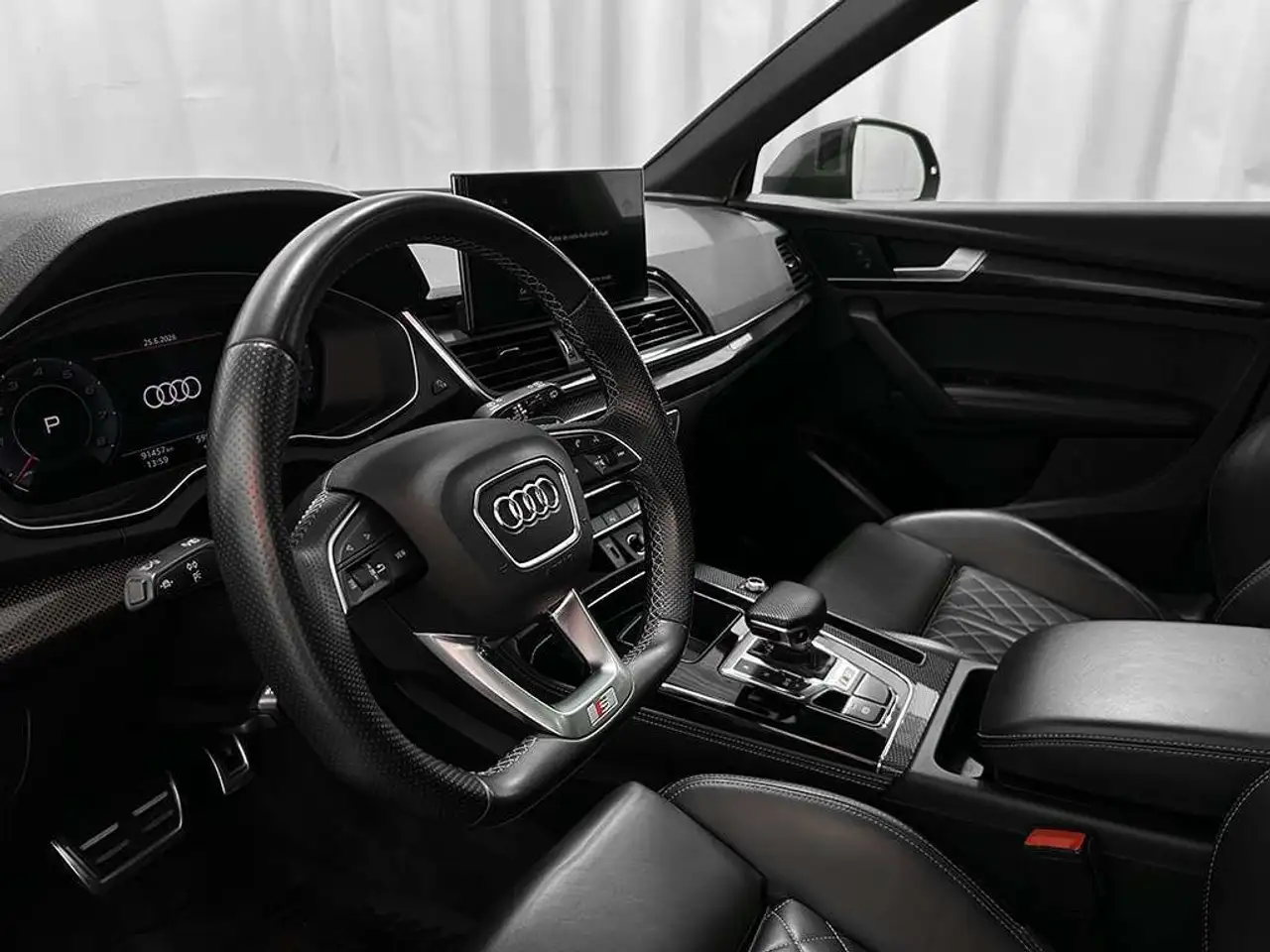 Audi SQ5 снимка Audi SQ5