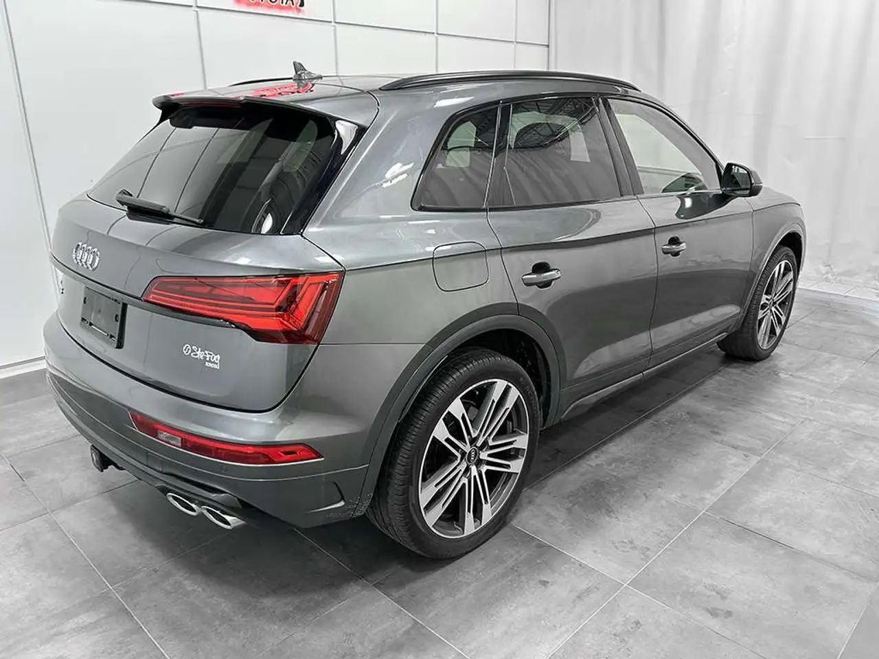 Audi SQ5 снимка Audi SQ5
