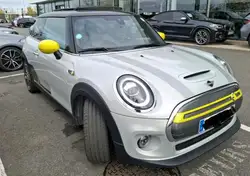 MINI Greenwich