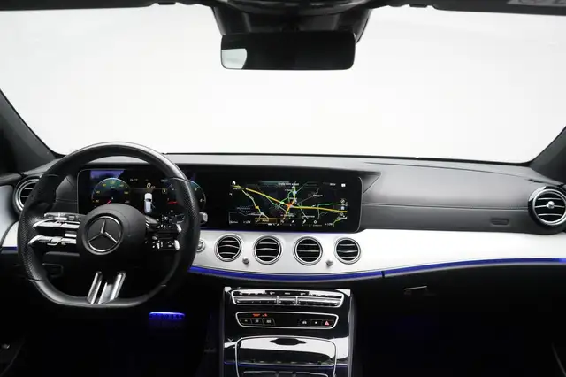 Mercedes-Benz 300 view 14