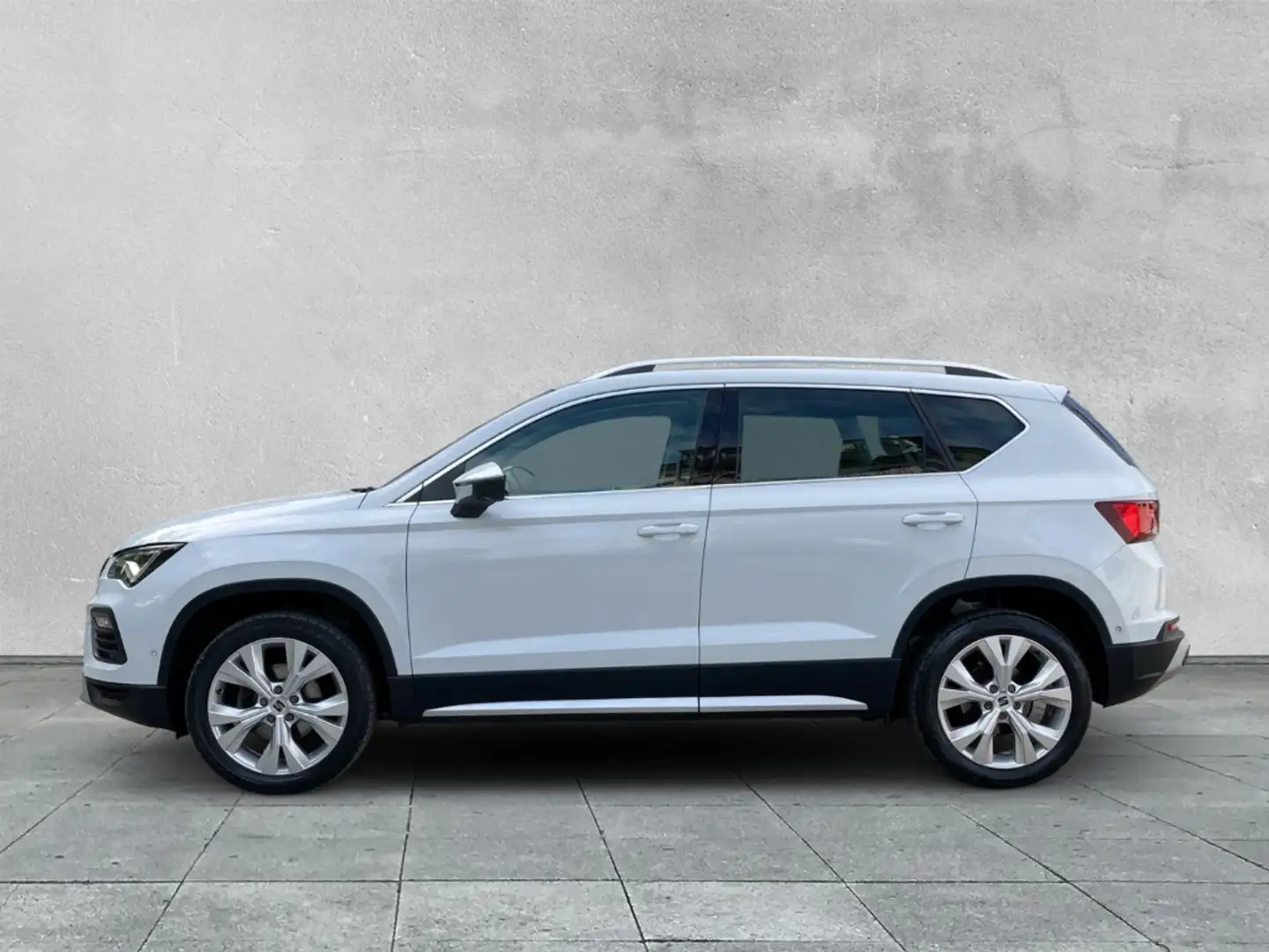 SEAT Ateca XPERIENCE 1.5 TSI ACT DSG Xperience NAVI+LED+ACC+S Weiß - 2