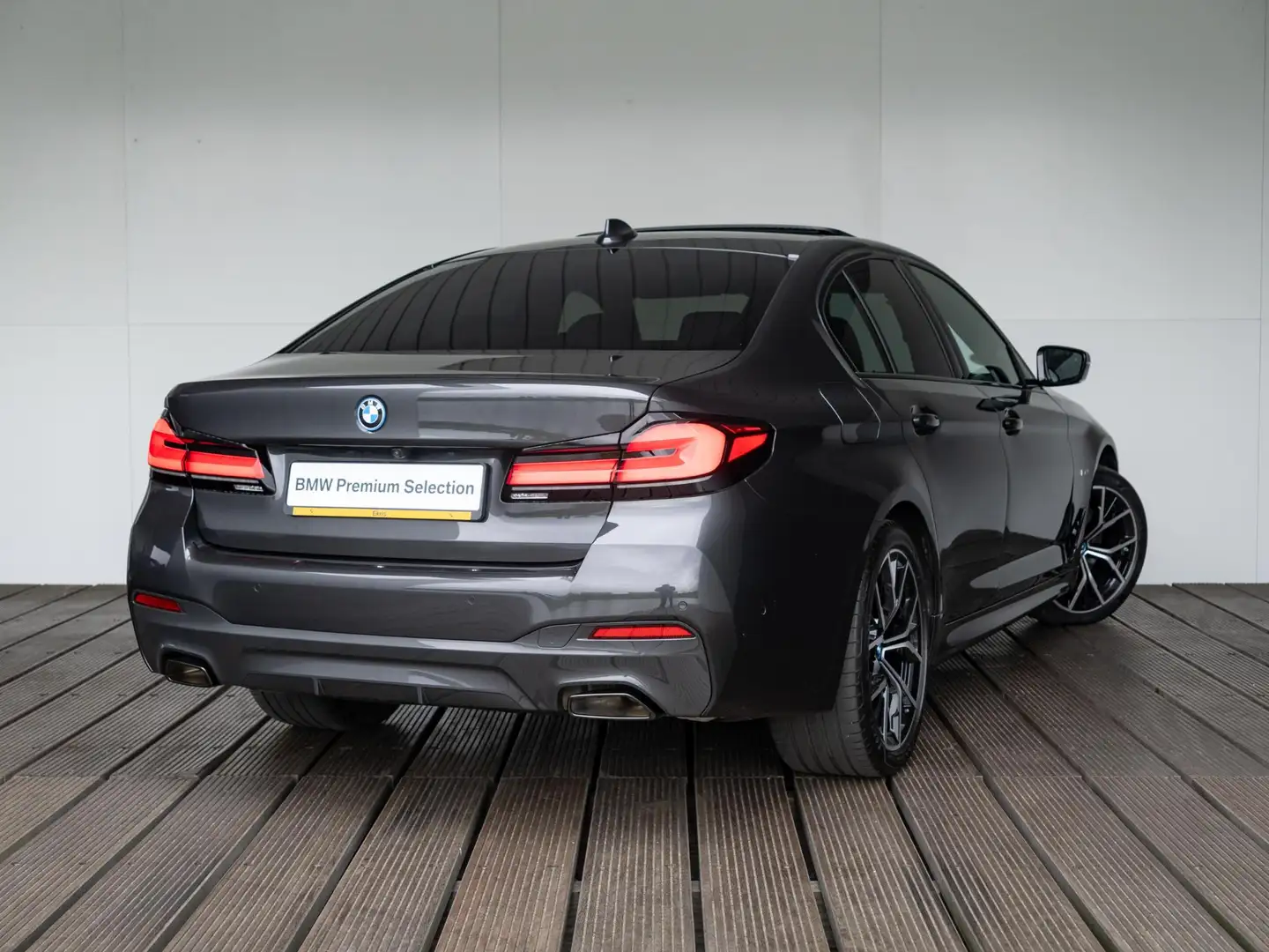 BMW 520 5 Serie Sedan 520e | High Executive | M Sportpakke Gris - 2