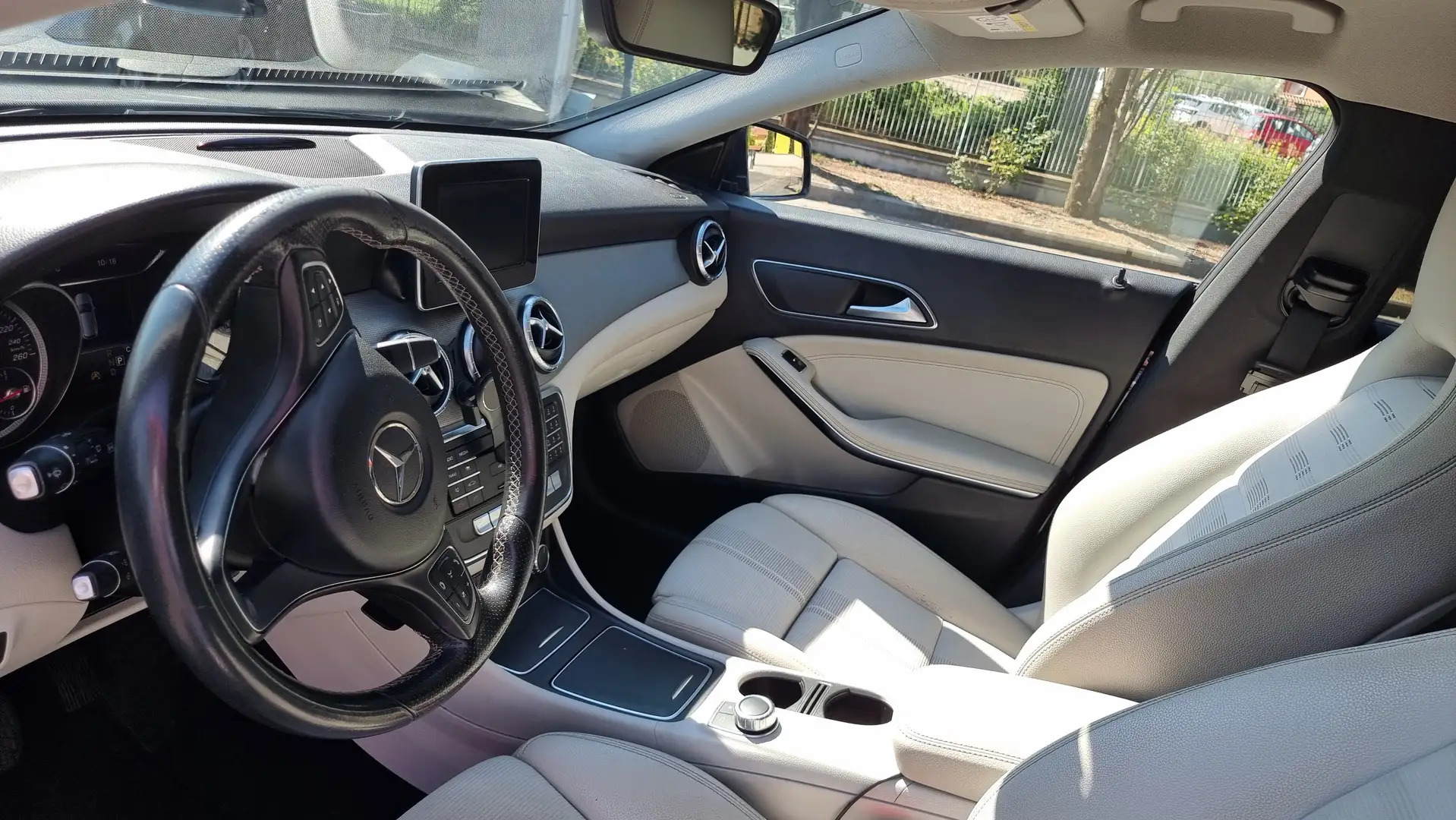 Mercedes-Benz CLA 180 CLA Shooting Brake 180 d Executive auto FL Blu/Azzurro - 1