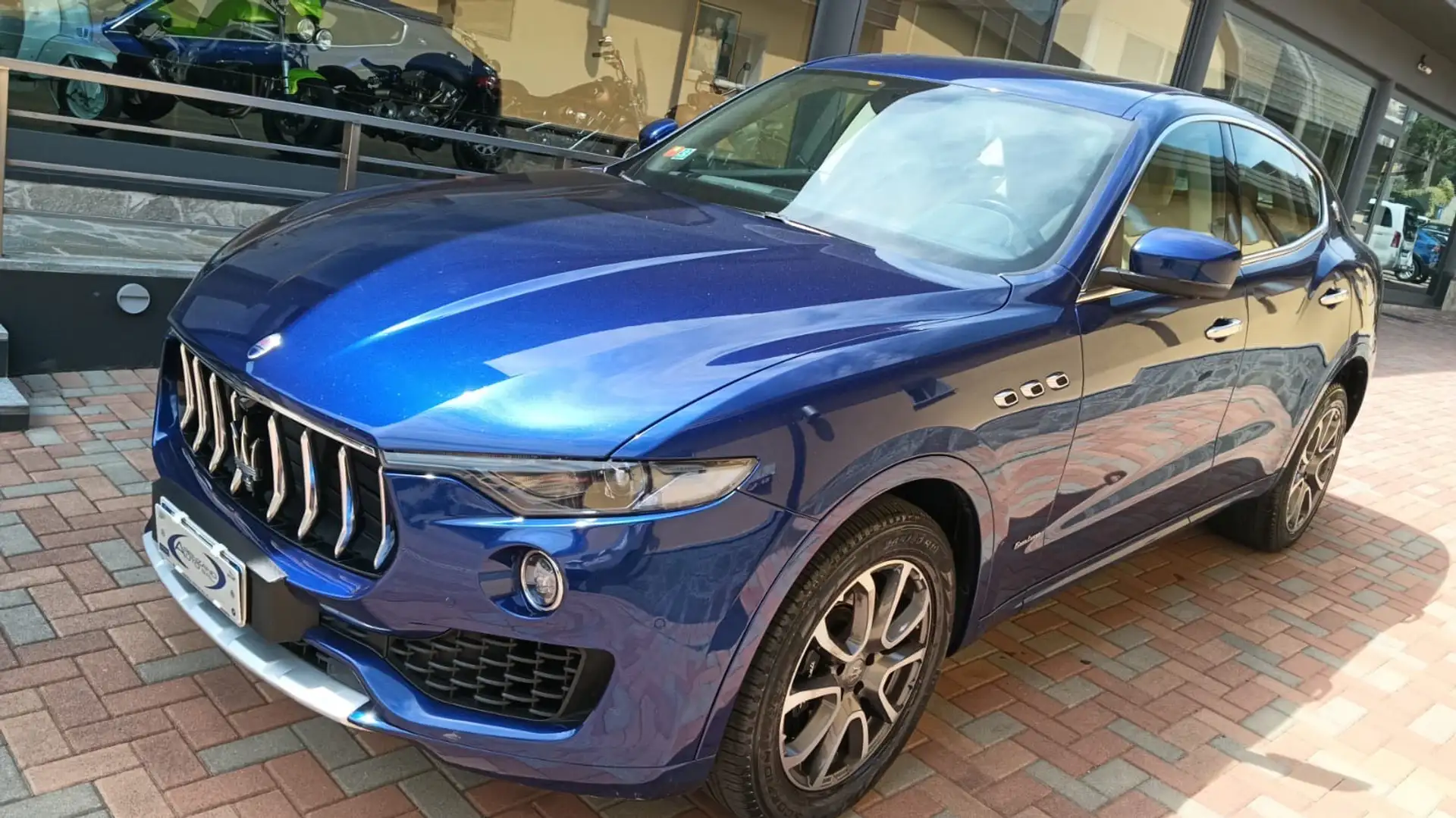 Maserati Levante Levante 3.0 V6 430cv auto Blau - 1