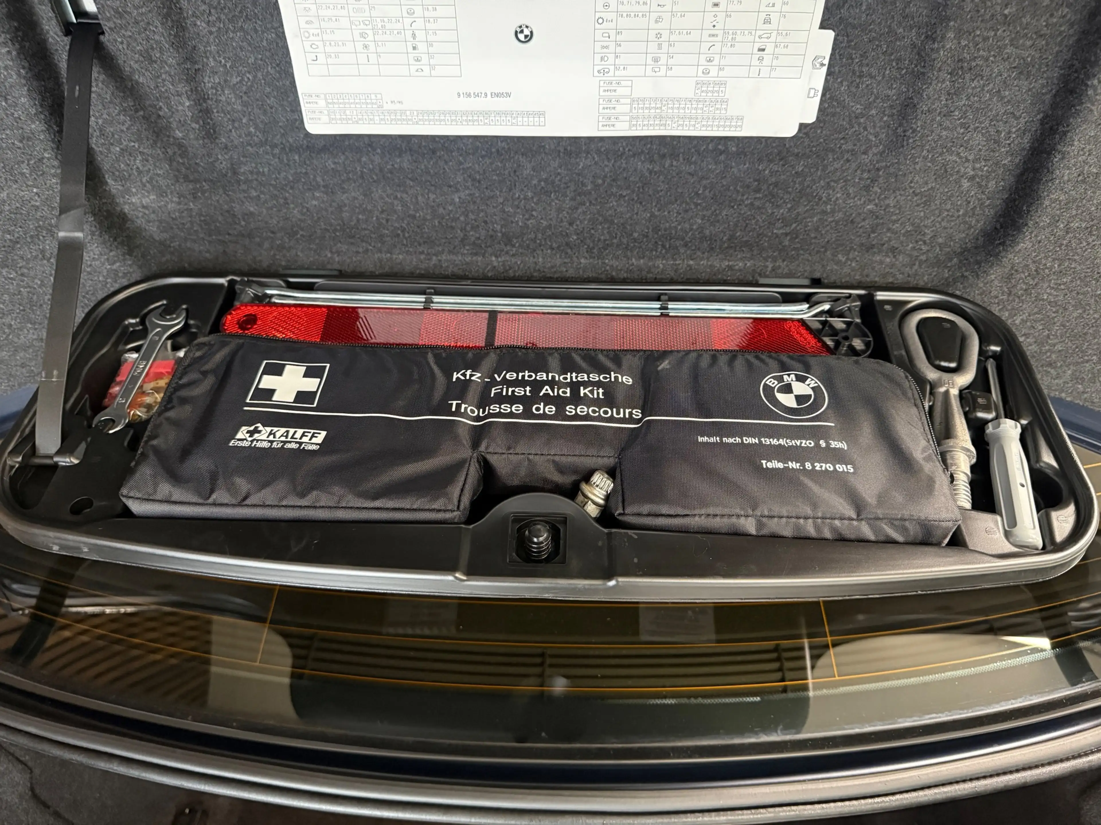 BMW 525 5-serie 525i - Blijvend Youngtimer — photo 25