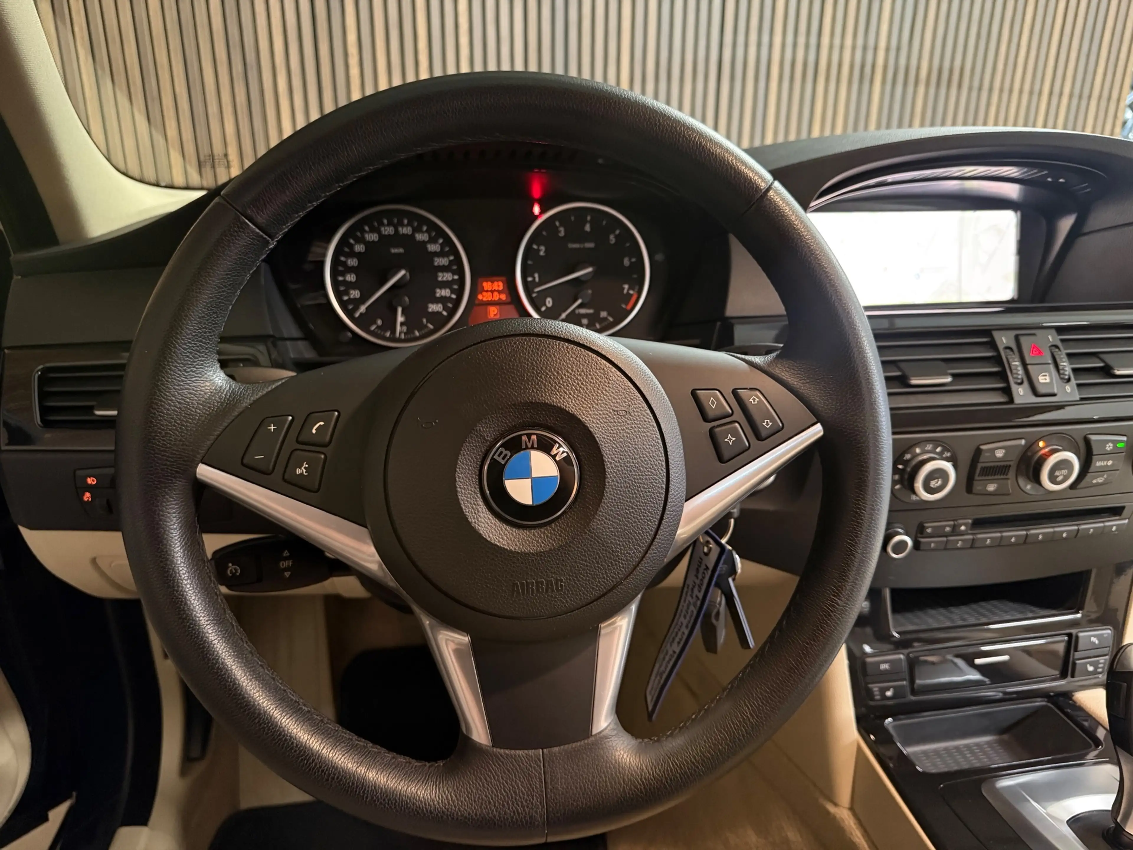 BMW 525 5-serie 525i - Blijvend Youngtimer — photo 18