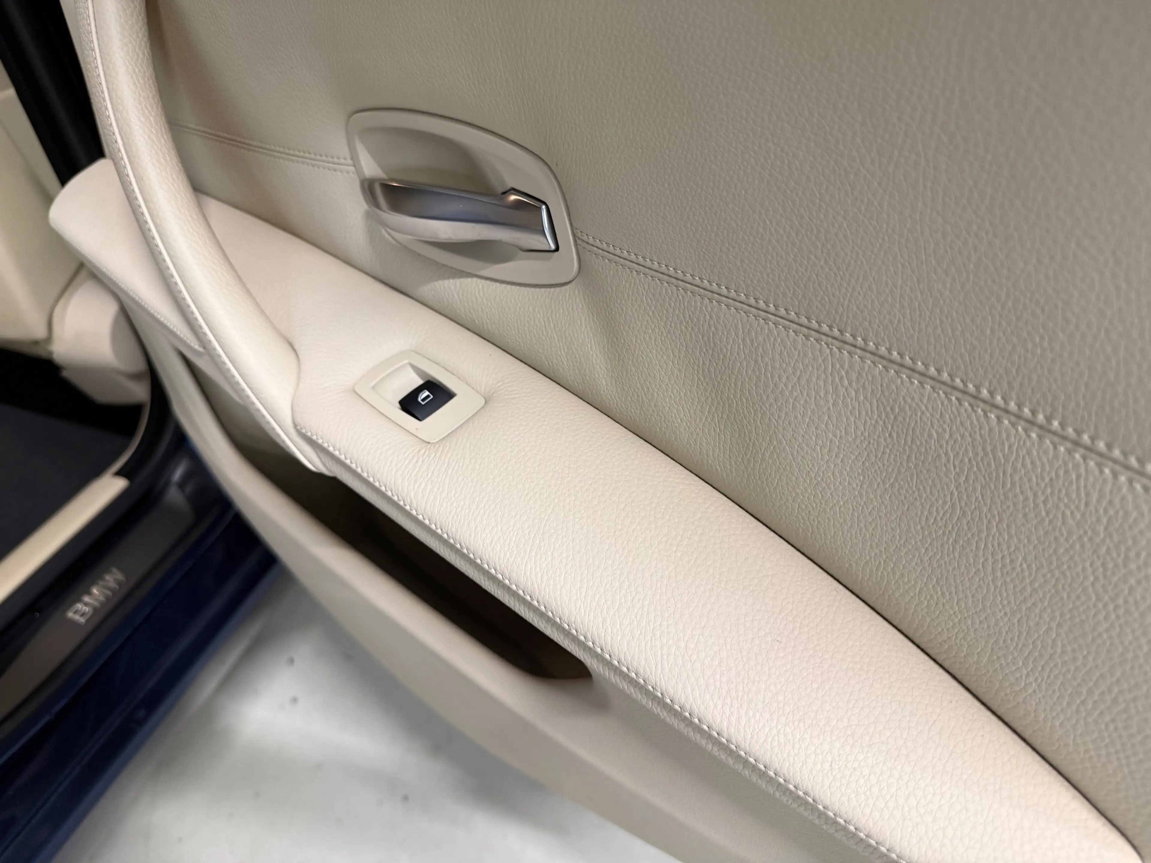 BMW 525 5-serie 525i - Blijvend Youngtimer — photo 13