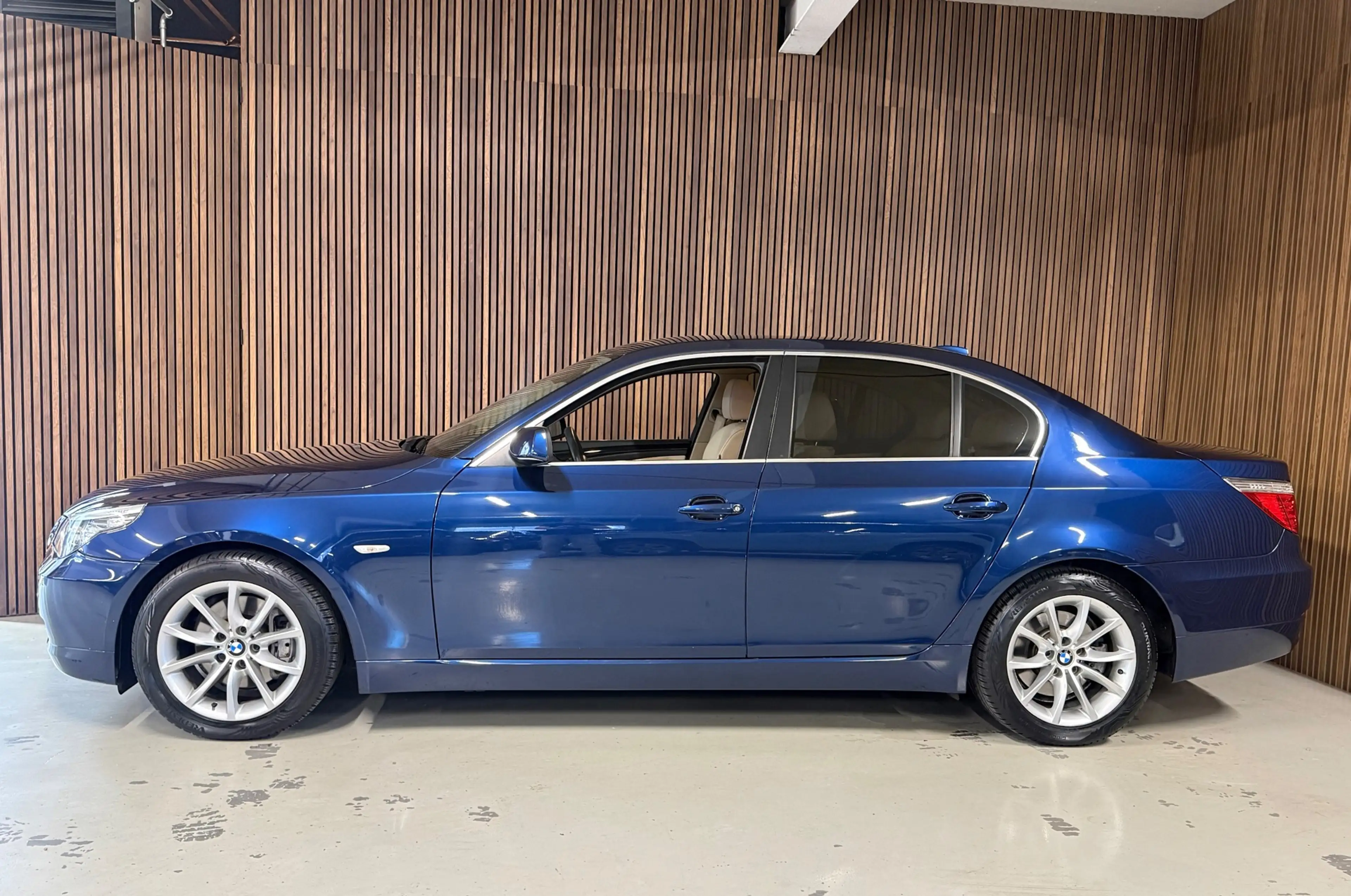 BMW 525 5-serie 525i - Blijvend Youngtimer — photo 6