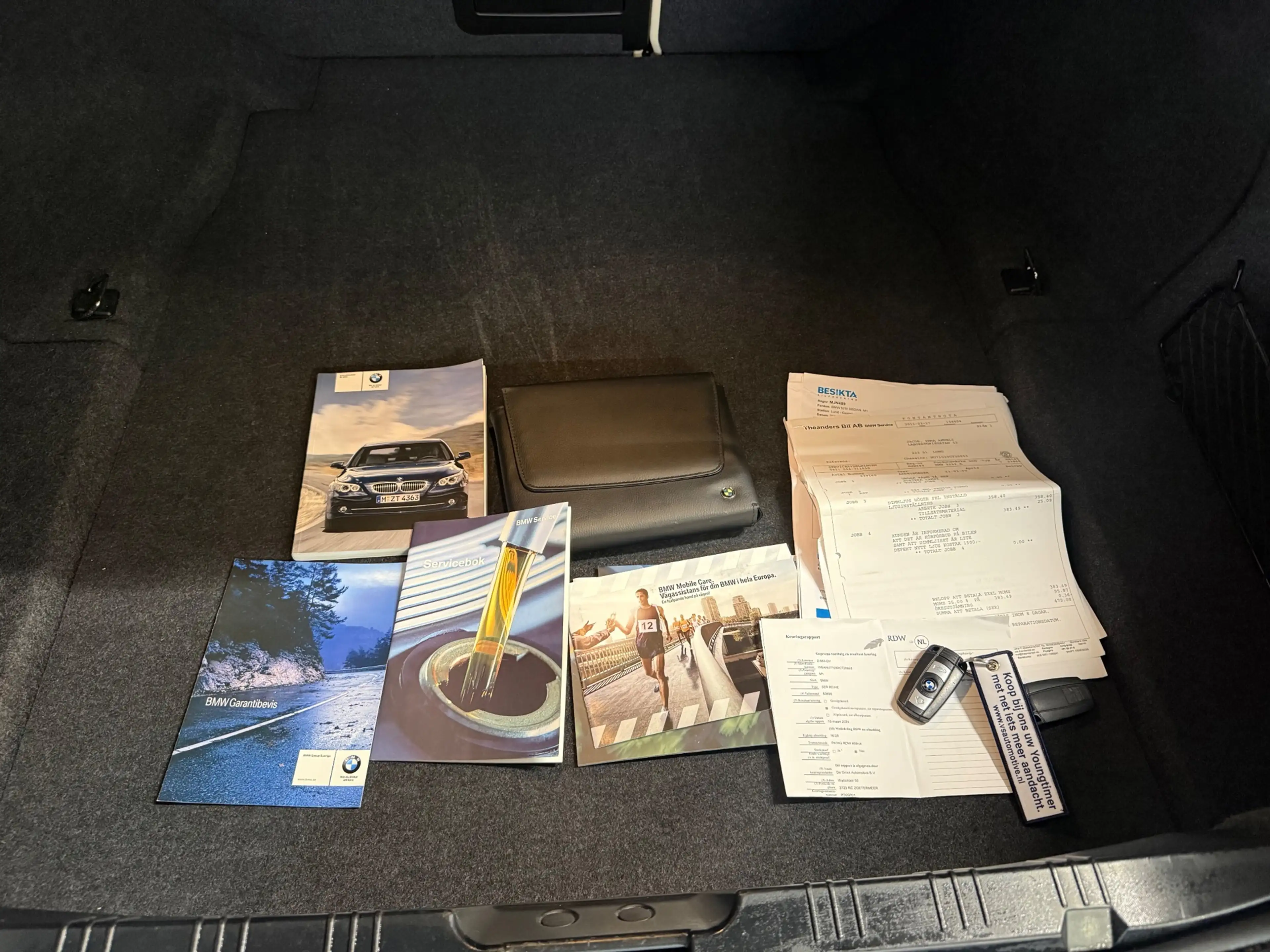 BMW 525 5-serie 525i - Blijvend Youngtimer — photo 26